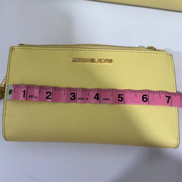 Michael Kors, handbag and wristlet - Picture 11 of 15